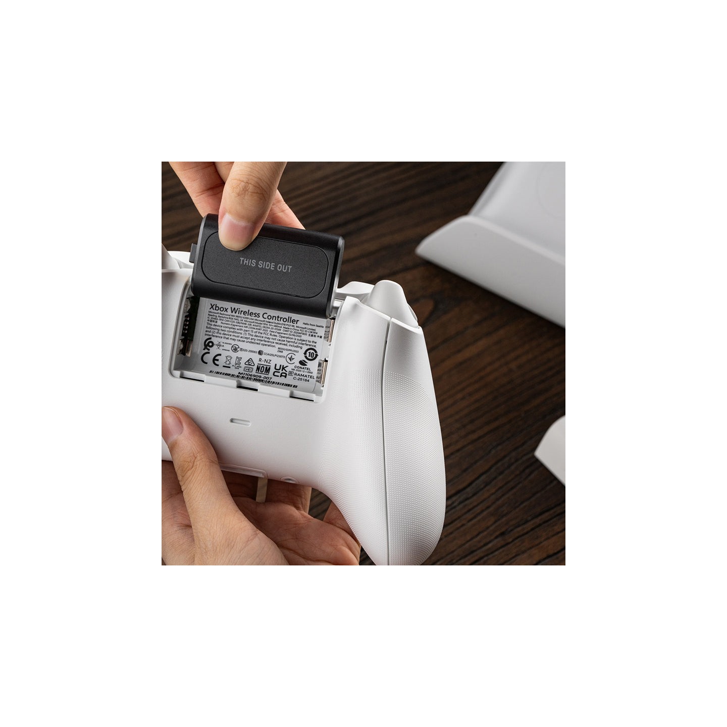 8BitDo Ultimate Charging Dock – dock de charge sans fil pour manettes Xbox