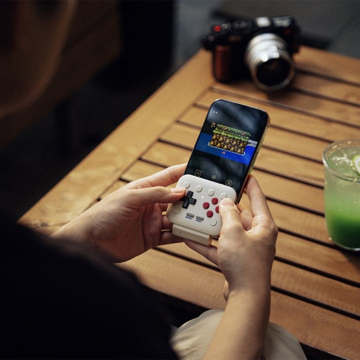 8BitDo FlipPad – manette mobile à clapet USB-C pour iPhone et Android