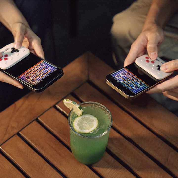 8BitDo FlipPad – manette mobile à clapet USB-C pour iPhone et Android