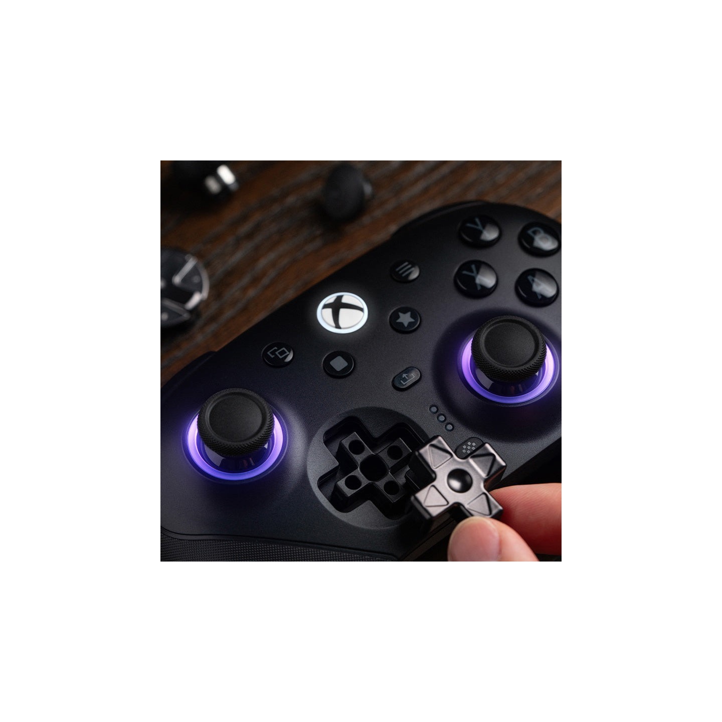 8BitDo Ultimate 3E – manette modulaire pour Xbox, sticks TMR et dock de charge