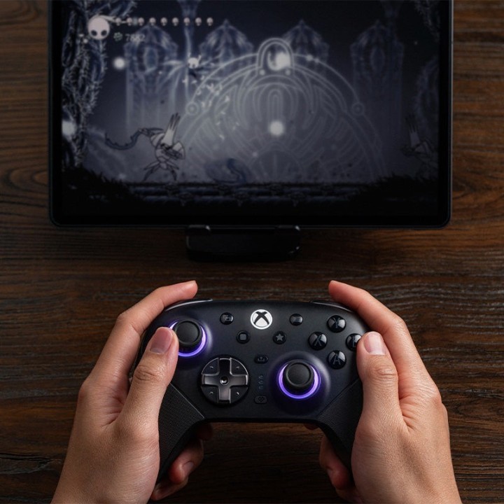 8BitDo Ultimate 3E – manette modulaire pour Xbox, sticks TMR et dock de charge