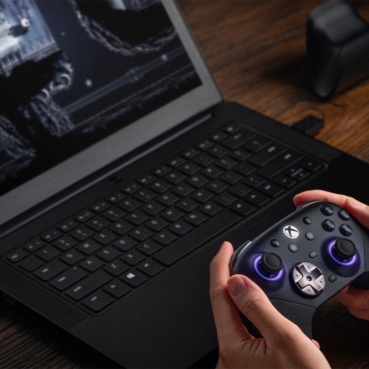 8BitDo Ultimate 3E – manette modulaire pour Xbox, sticks TMR et dock de charge
