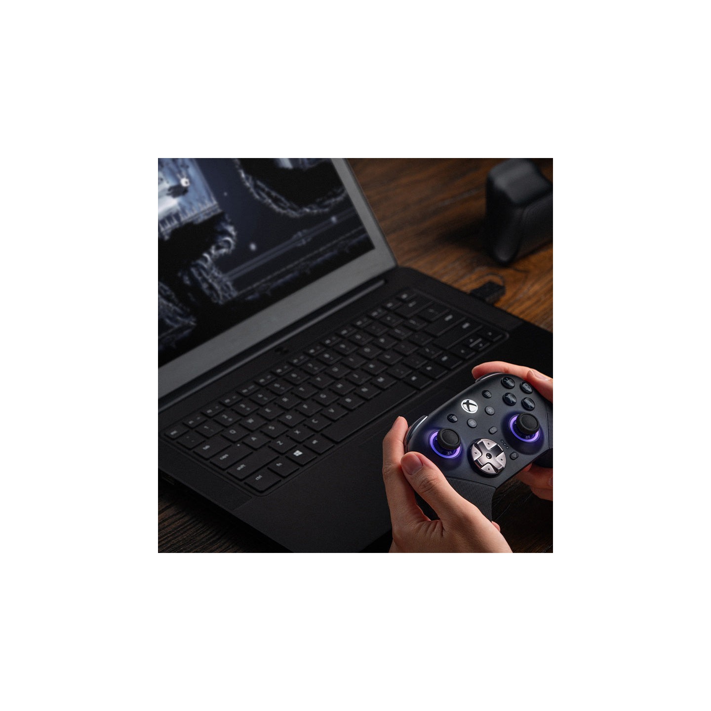 8BitDo Ultimate 3E – manette modulaire pour Xbox, sticks TMR et dock de charge