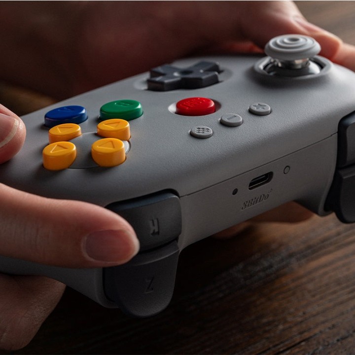 8BitDo 64 – manette Bluetooth inspirée de la N64 pour Analogue 3D, Switch et PC