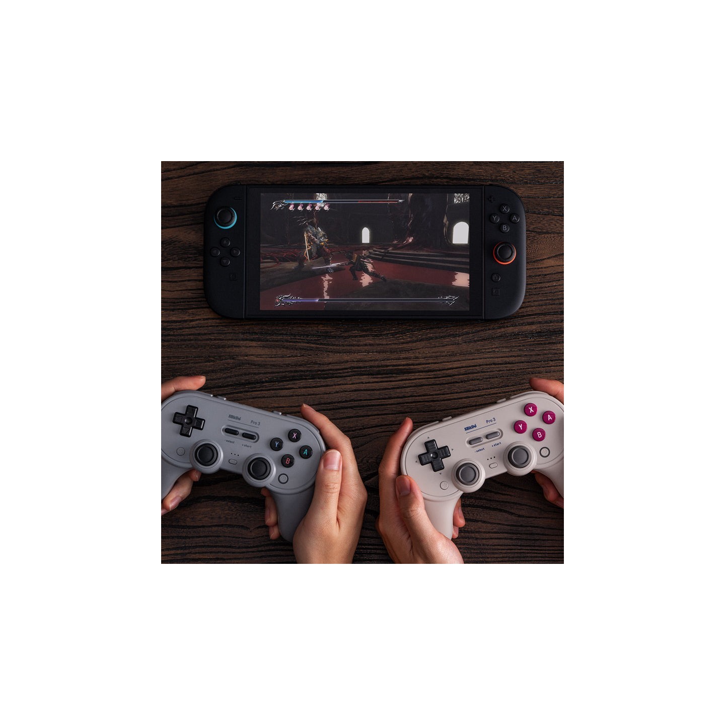 8BitDo Pro 3 – manette Bluetooth rétro avec sticks TMR et dock de charge