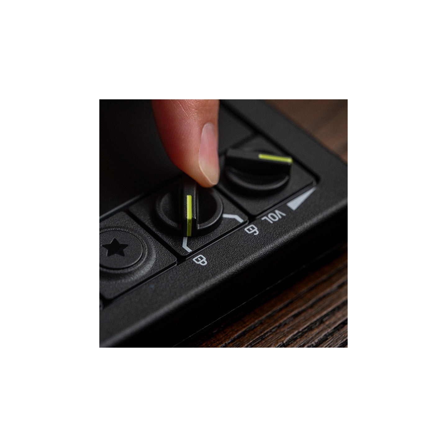 8BitDo Arcade Controller for Xbox – contrôleur d'arcade sans levier 2,4 GHz