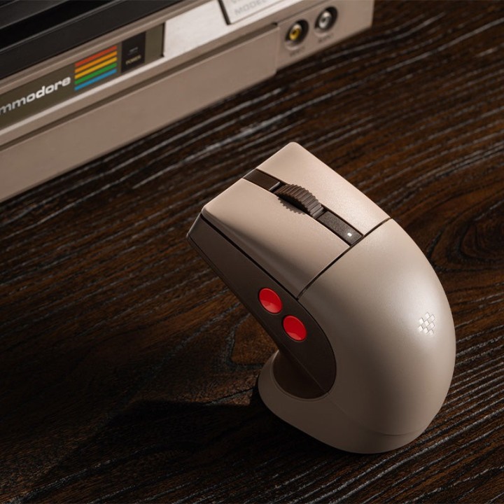 8BitDo Retro R8 – souris sans fil Bluetooth / 2,4 GHz avec dock de charge