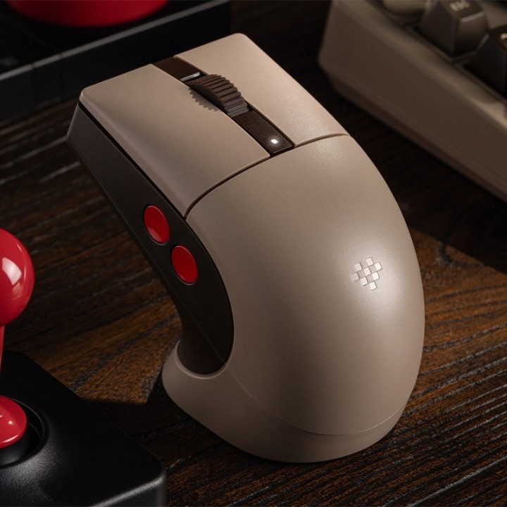 8BitDo Retro R8 – souris sans fil Bluetooth / 2,4 GHz avec dock de charge