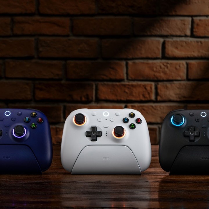 8BitDo Ultimate 2 – manette sans fil 2,4 GHz / Bluetooth, sticks TMR et dock de charge