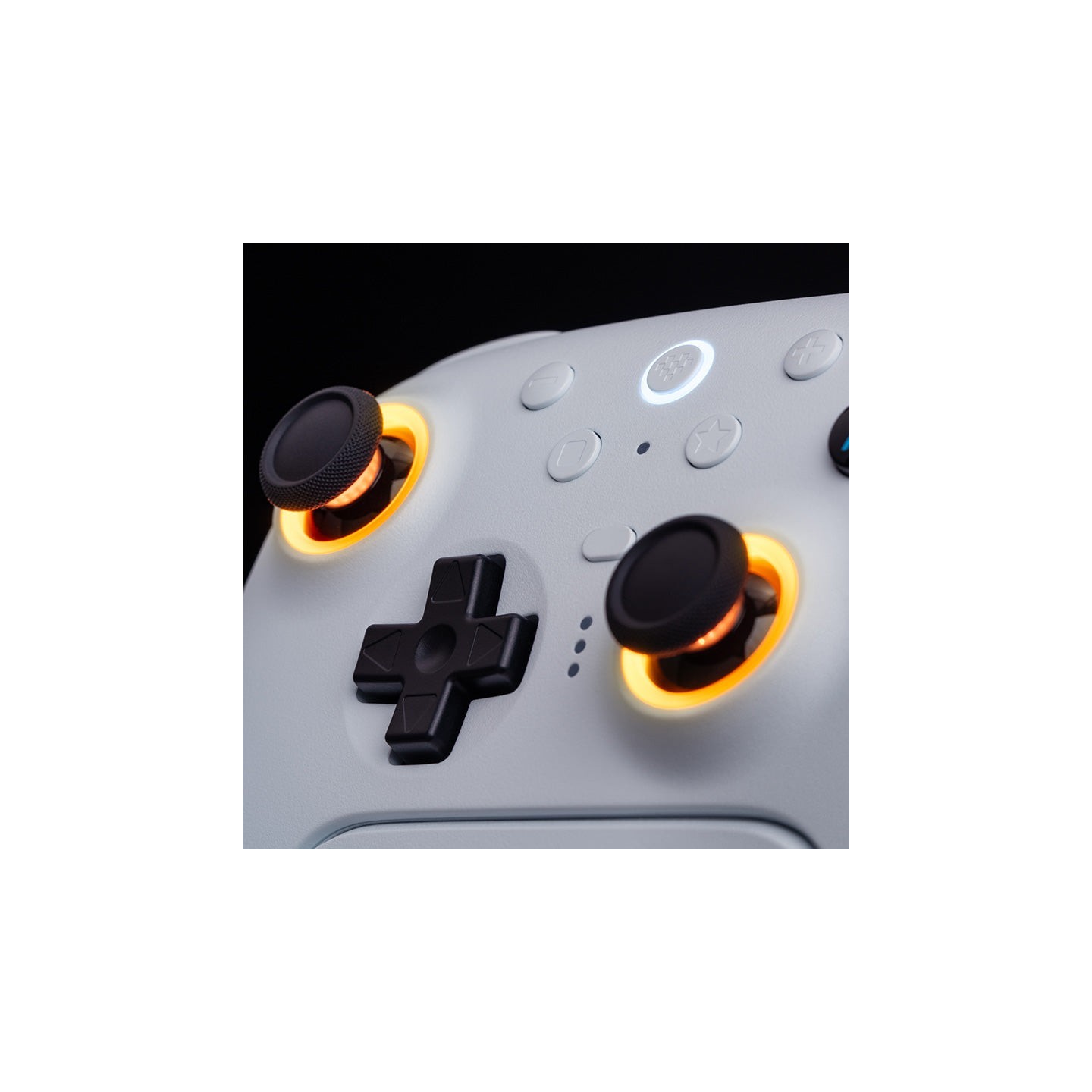 8BitDo Ultimate 2 – manette sans fil 2,4 GHz / Bluetooth, sticks TMR et dock de charge