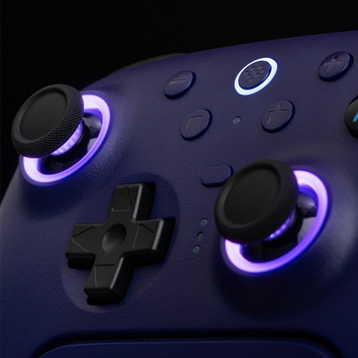 8BitDo Ultimate 2 – manette sans fil 2,4 GHz / Bluetooth, sticks TMR et dock de charge