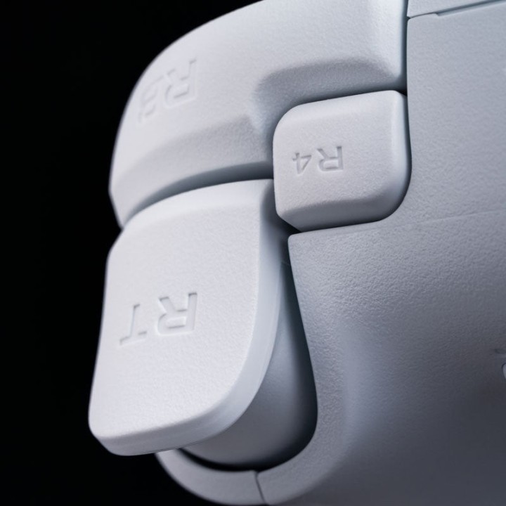 8BitDo Ultimate 2 – manette sans fil 2,4 GHz / Bluetooth, sticks TMR et dock de charge