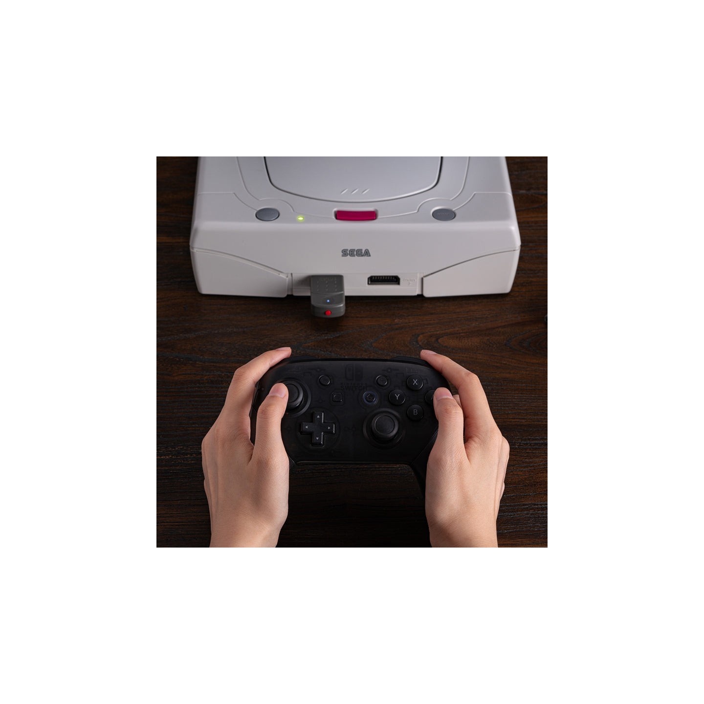 8BitDo Retro Receiver for Saturn – récepteur sans fil pour console Saturn