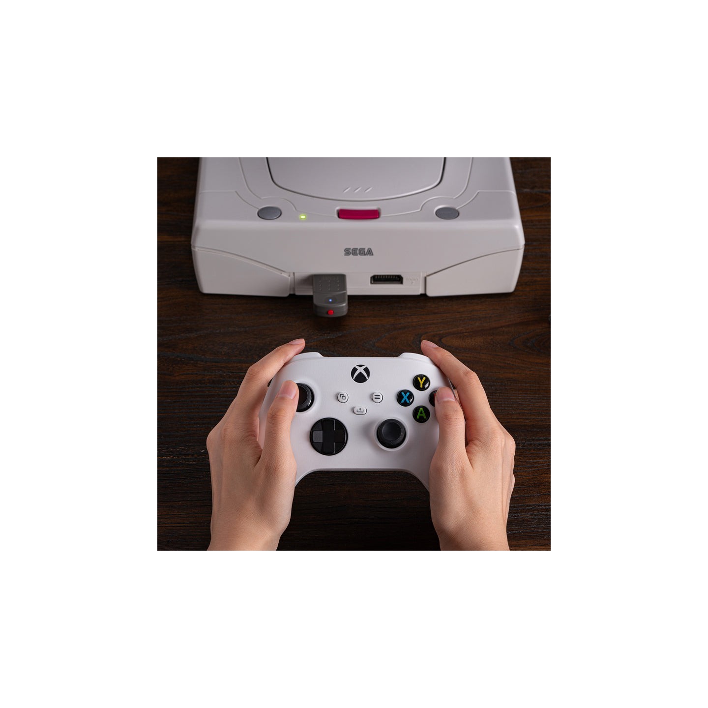 8BitDo Retro Receiver for Saturn – récepteur sans fil pour console Saturn