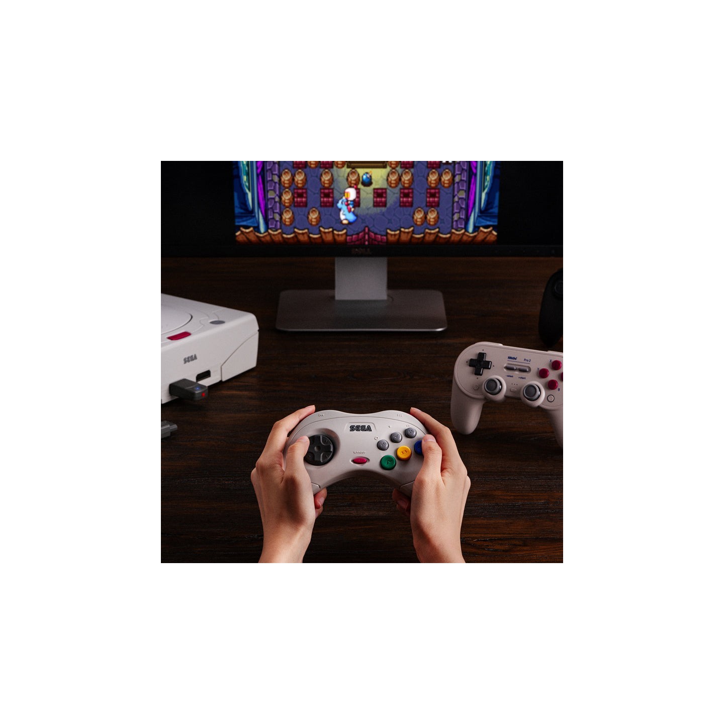 8BitDo Retro Receiver for Saturn – récepteur sans fil pour console Saturn