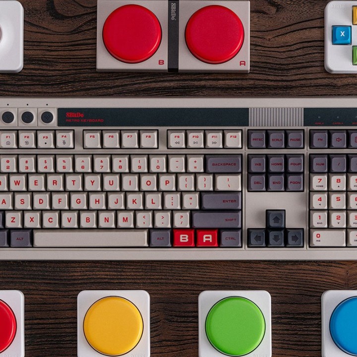 8BitDo Retro 108 – clavier mécanique pleine taille, éditions N et Fami