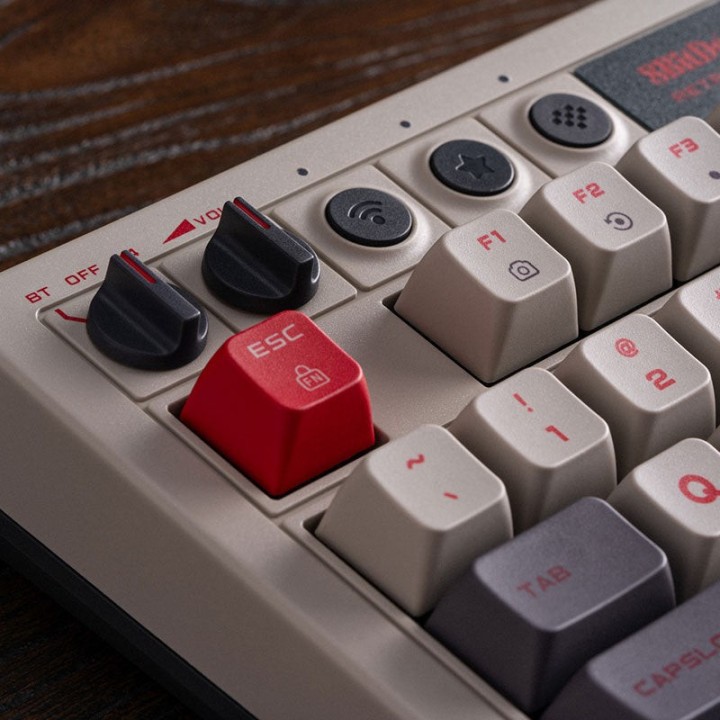 8BitDo Retro 108 – clavier mécanique pleine taille, éditions N et Fami