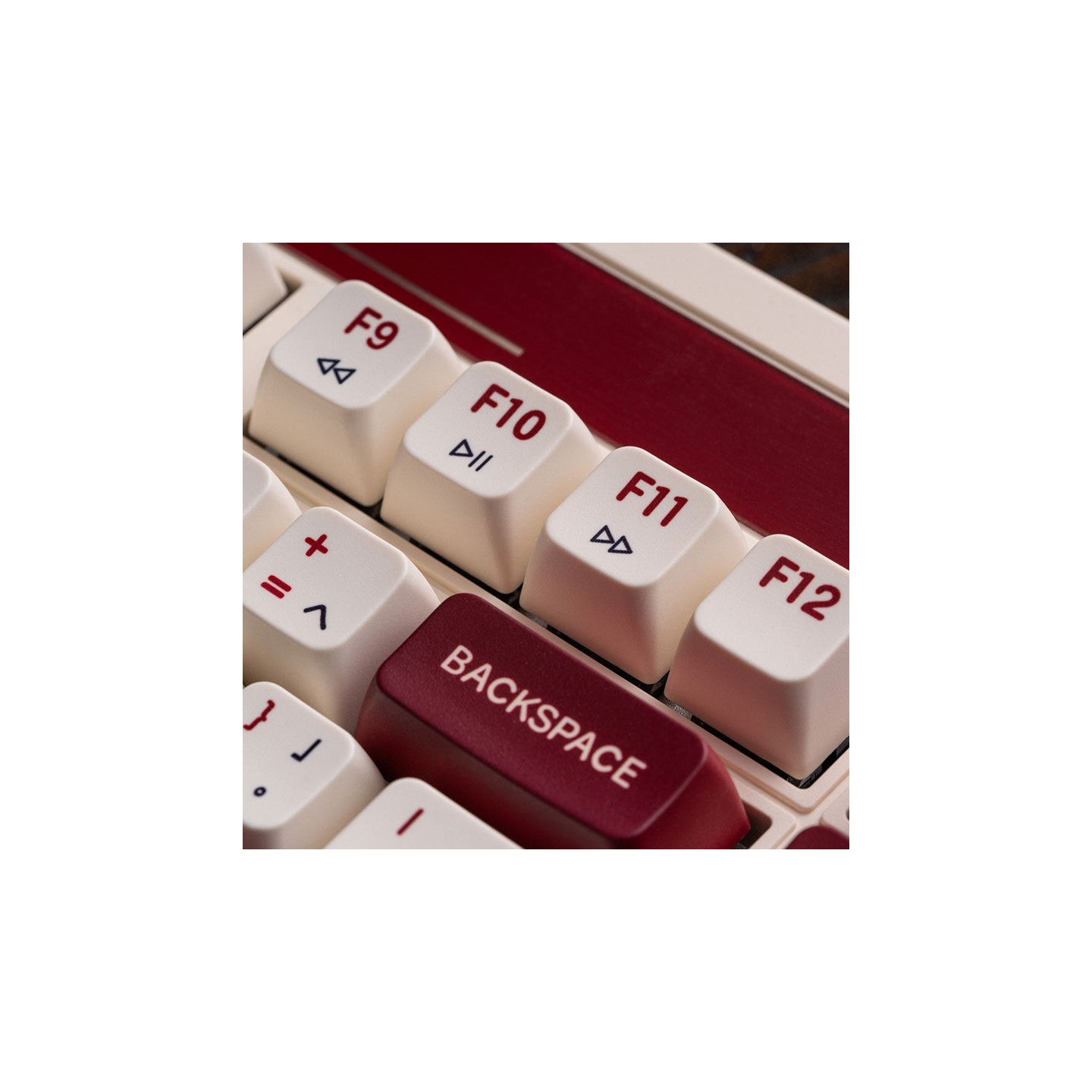 8BitDo Retro 108 – clavier mécanique pleine taille, éditions N et Fami