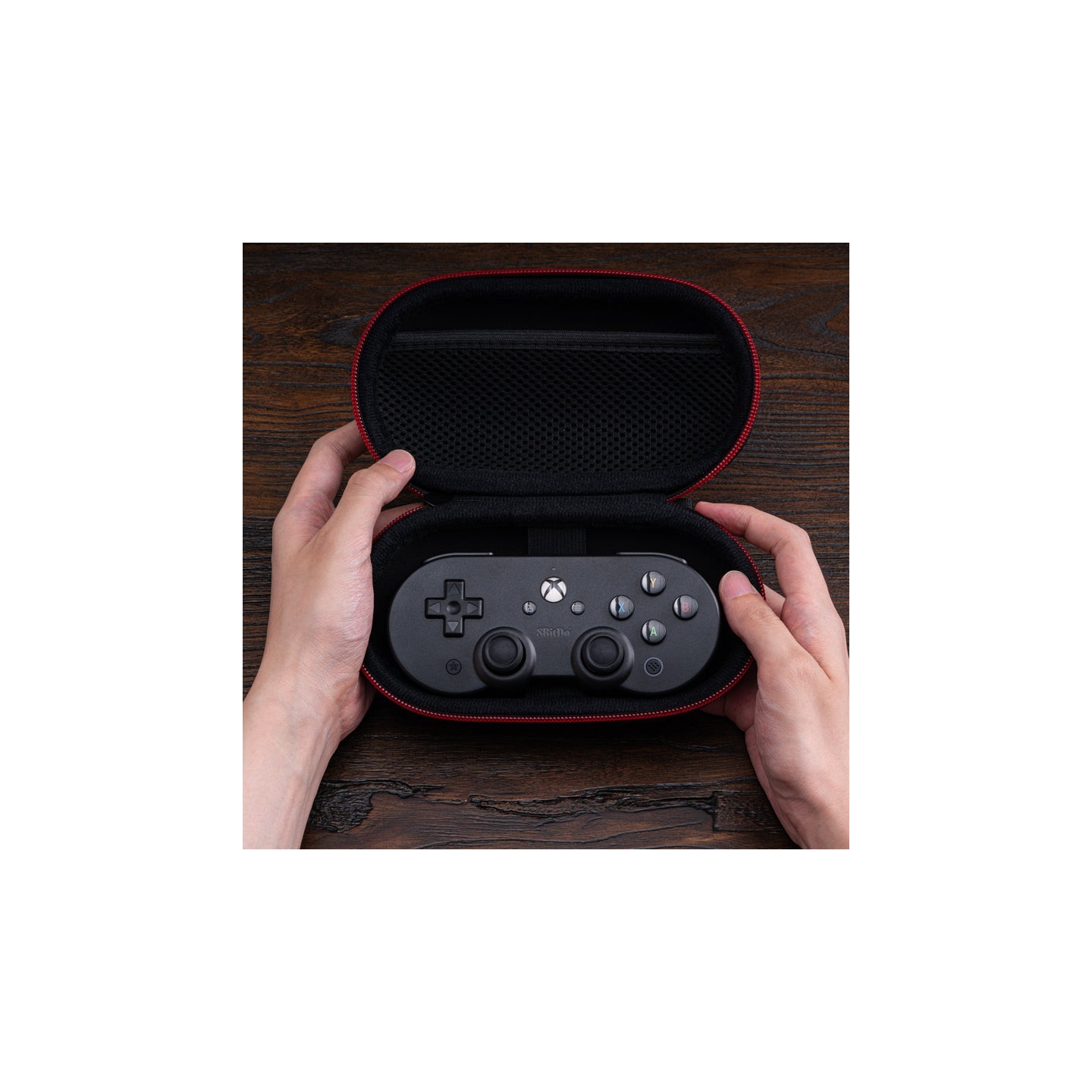8BitDo Classic Controller Travel Case (Medium) – étui de transport rigide