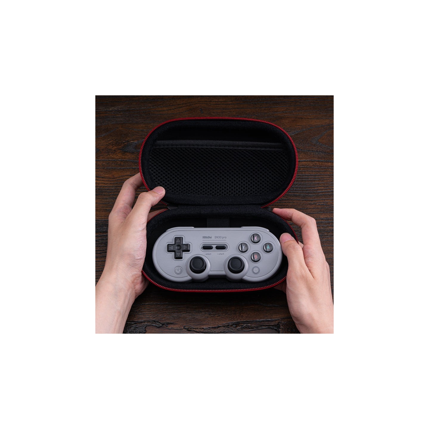 8BitDo Classic Controller Travel Case (Medium) – étui de transport rigide