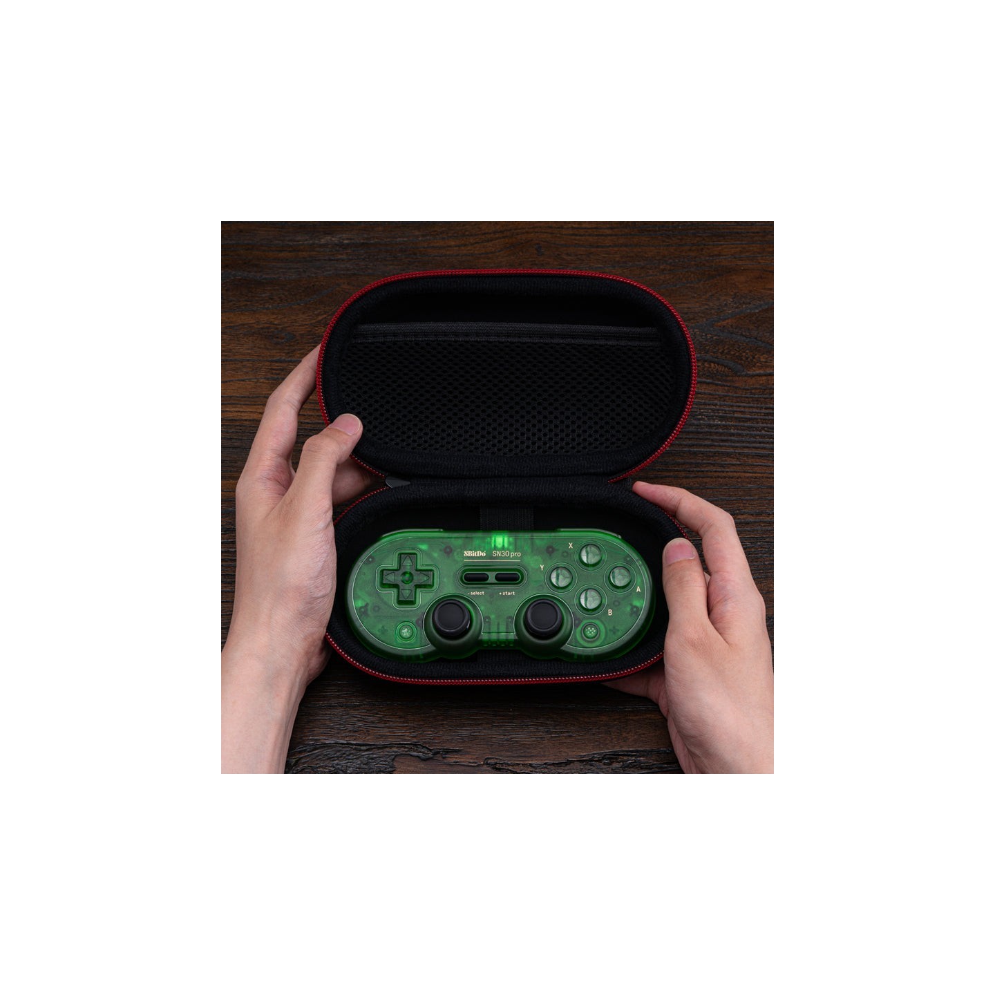 8BitDo Classic Controller Travel Case (Medium) – étui de transport rigide