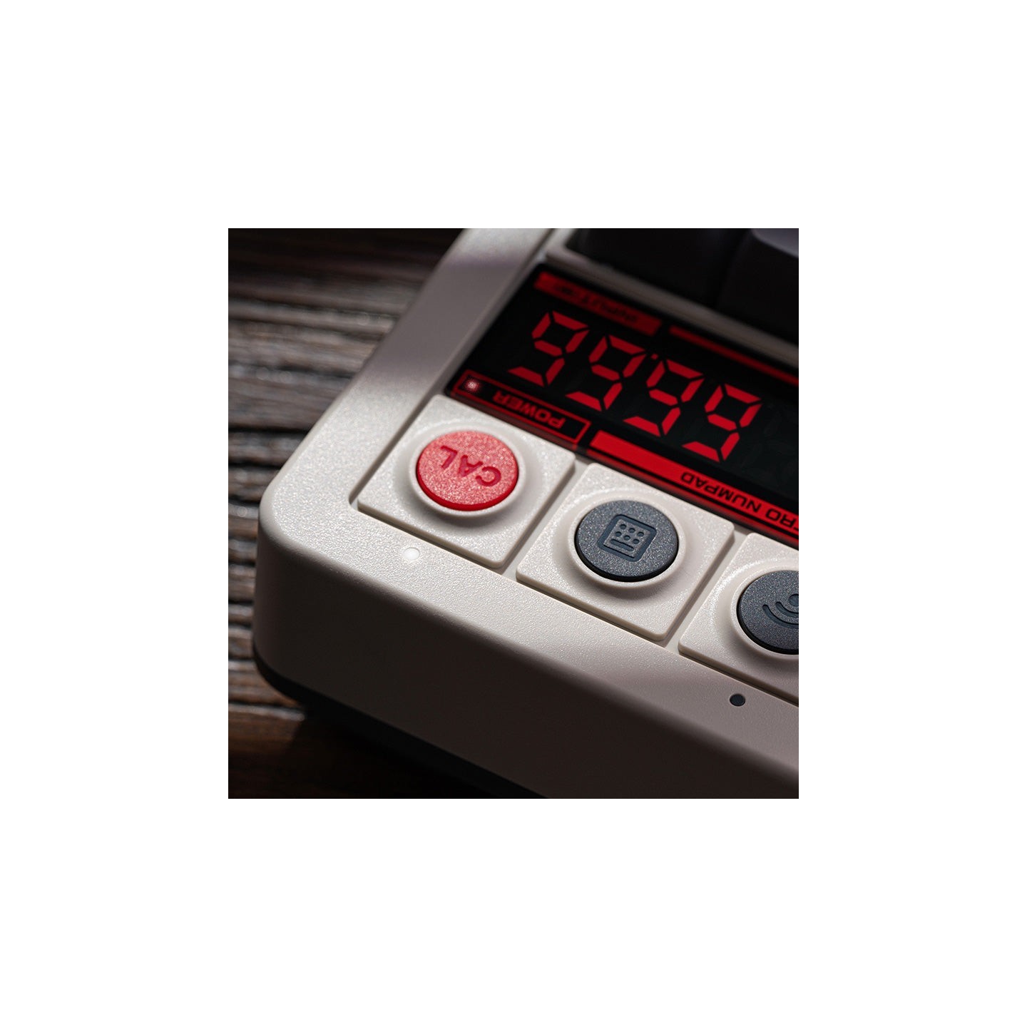 8BitDo Retro 18 – pavé numérique mécanique et calculatrice 2-en-1