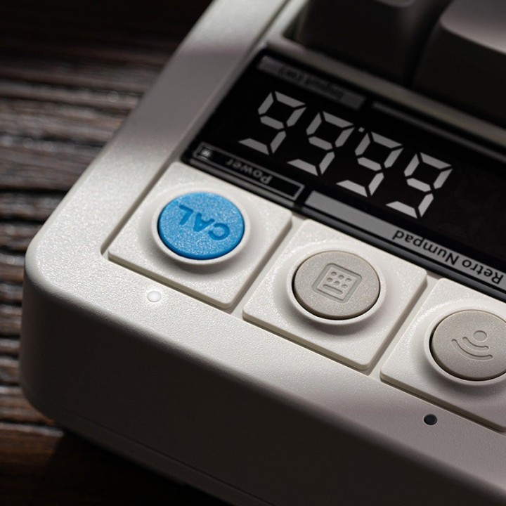 8BitDo Retro 18 – pavé numérique mécanique et calculatrice 2-en-1