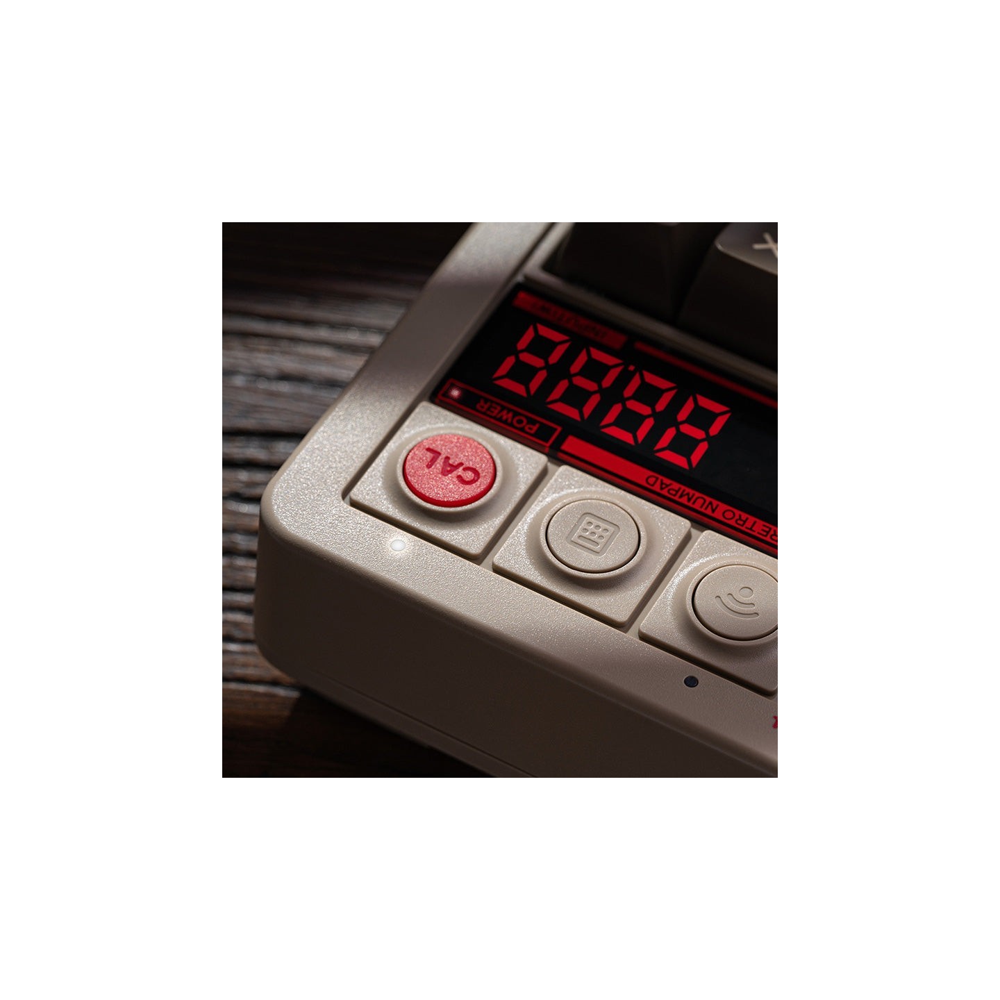 8BitDo Retro 18 – pavé numérique mécanique et calculatrice 2-en-1