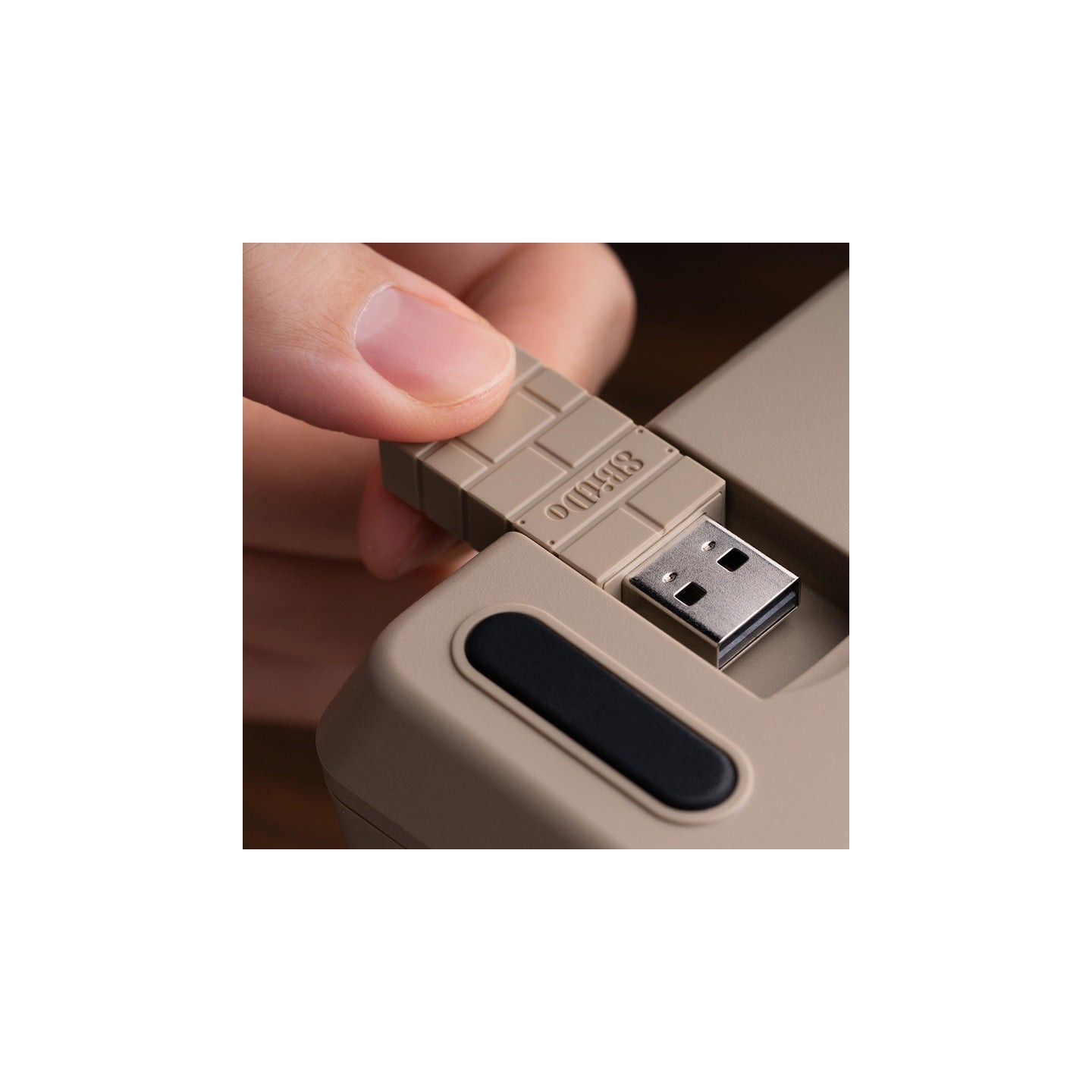 8BitDo Retro 18 – pavé numérique mécanique et calculatrice 2-en-1