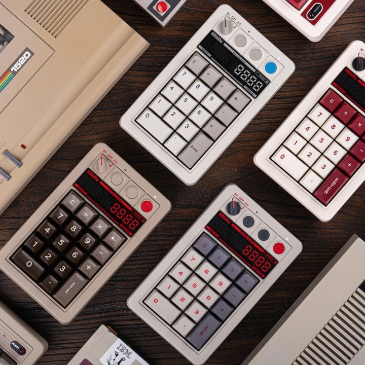 8BitDo Retro 18 – pavé numérique mécanique et calculatrice 2-en-1