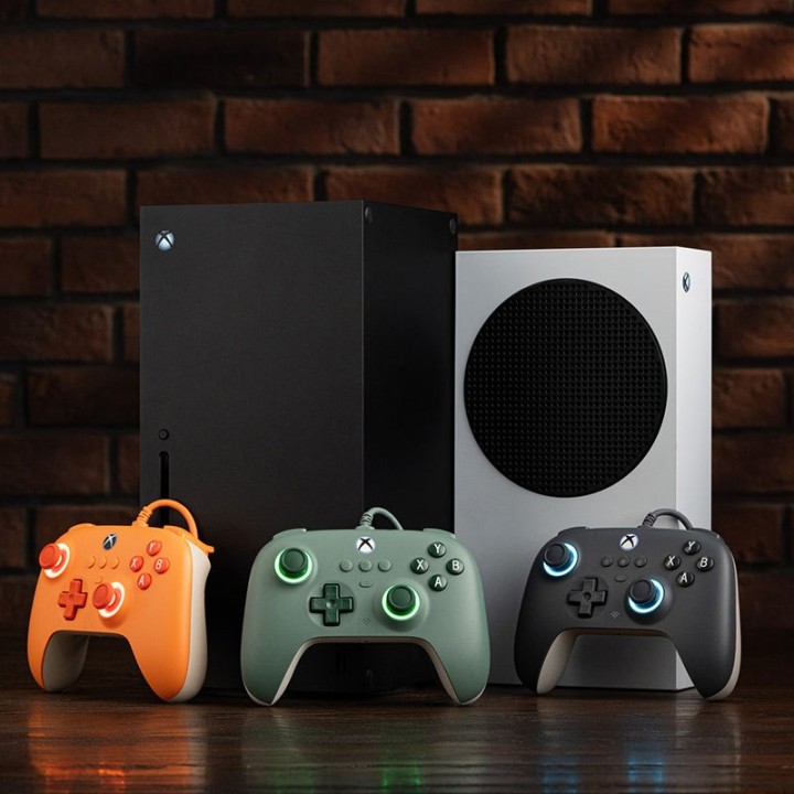 8BitDo Ultimate C Wired – manette filaire pour Xbox et Windows avec Fire Ring RGB
