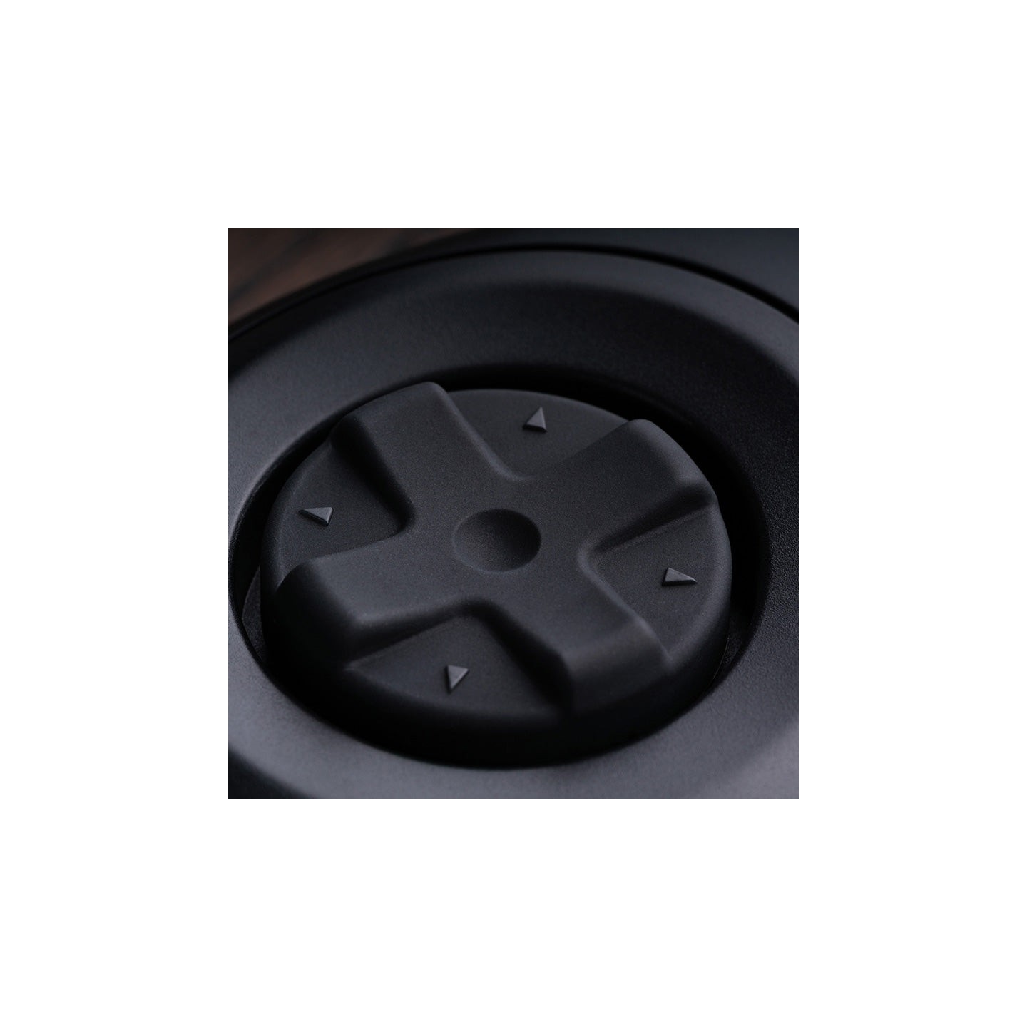 8BitDo M30 Wired – manette filaire 6 boutons pour Xbox et Windows