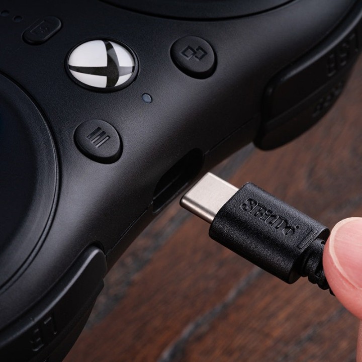 8BitDo M30 Wired – manette filaire 6 boutons pour Xbox et Windows