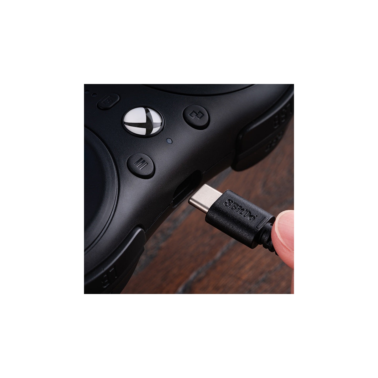 8BitDo M30 Wired – manette filaire 6 boutons pour Xbox et Windows