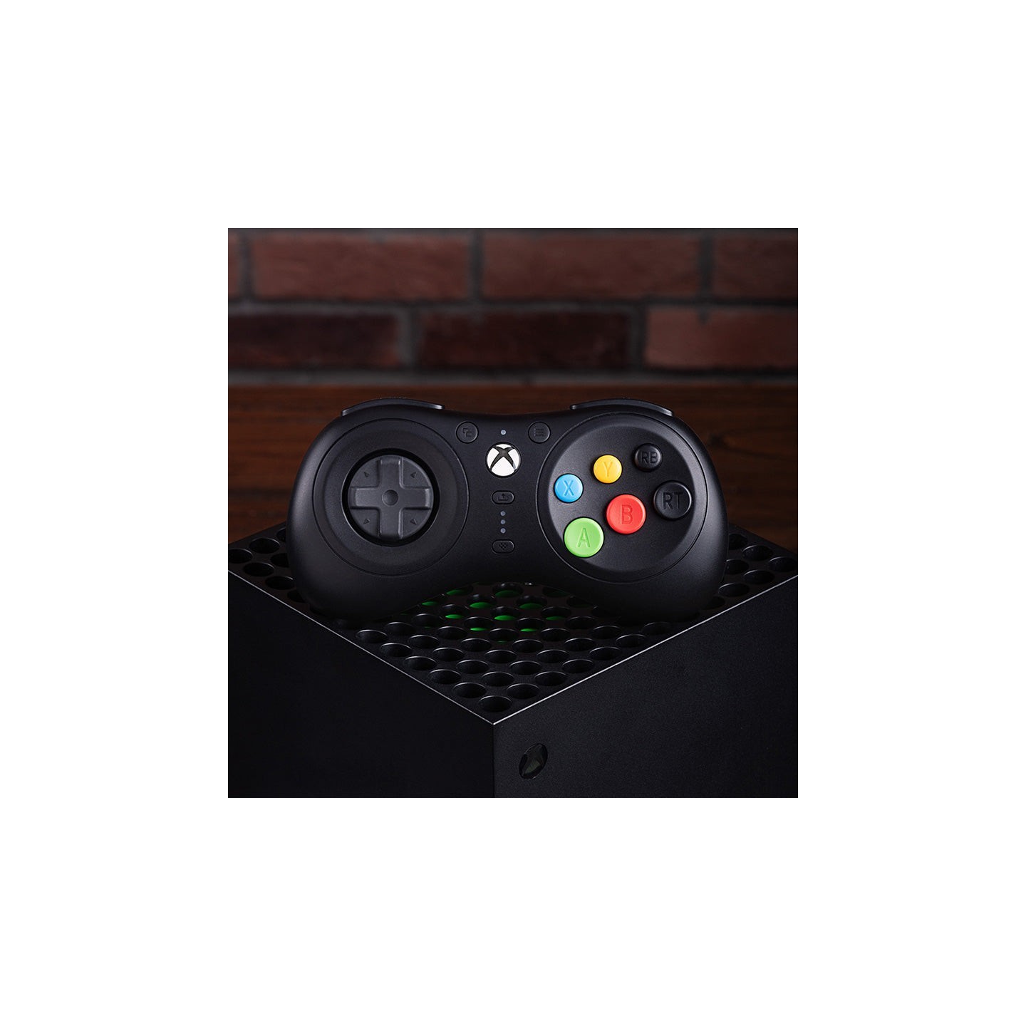 8BitDo M30 Wired – manette filaire 6 boutons pour Xbox et Windows