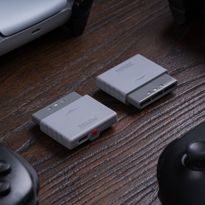 8BitDo Retro Receiver for PS – récepteur sans fil pour consoles PS1 et PS2