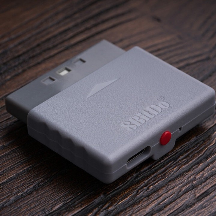 8BitDo Retro Receiver for PS – récepteur sans fil pour consoles PS1 et PS2