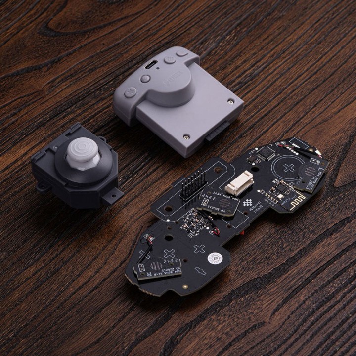 8BitDo Mod Kit for N64 – kit de modification Bluetooth pour manette N64 d'origine
