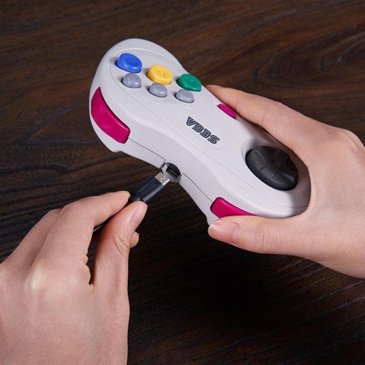 8BitDo Mod Kit for Sega Saturn – kit Bluetooth pour manette Saturn d'origine