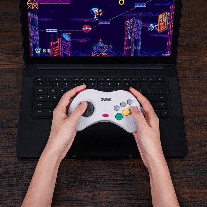 8BitDo Mod Kit for Sega Saturn – kit Bluetooth pour manette Saturn d'origine