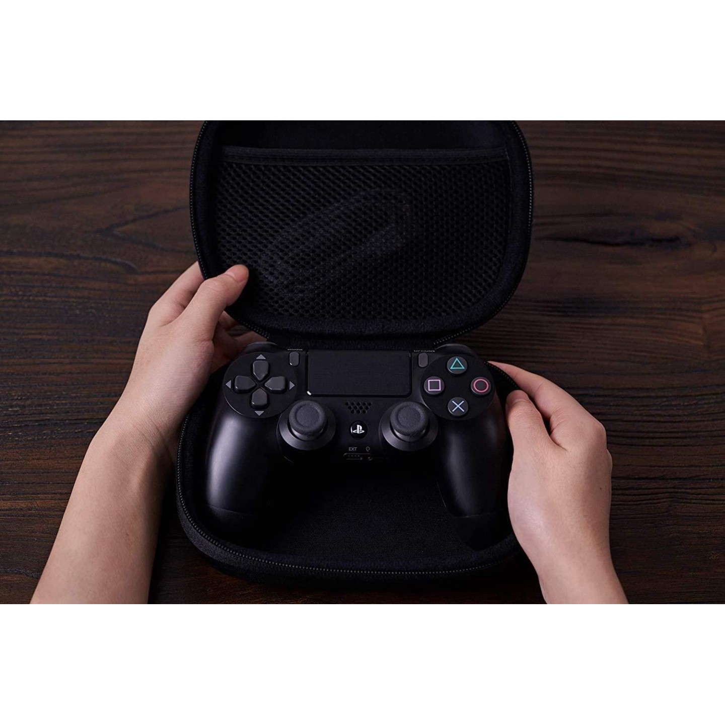 8BitDo Classic Controller Travel Case – étui rigide pour SN30 Pro+ et Pro 2
