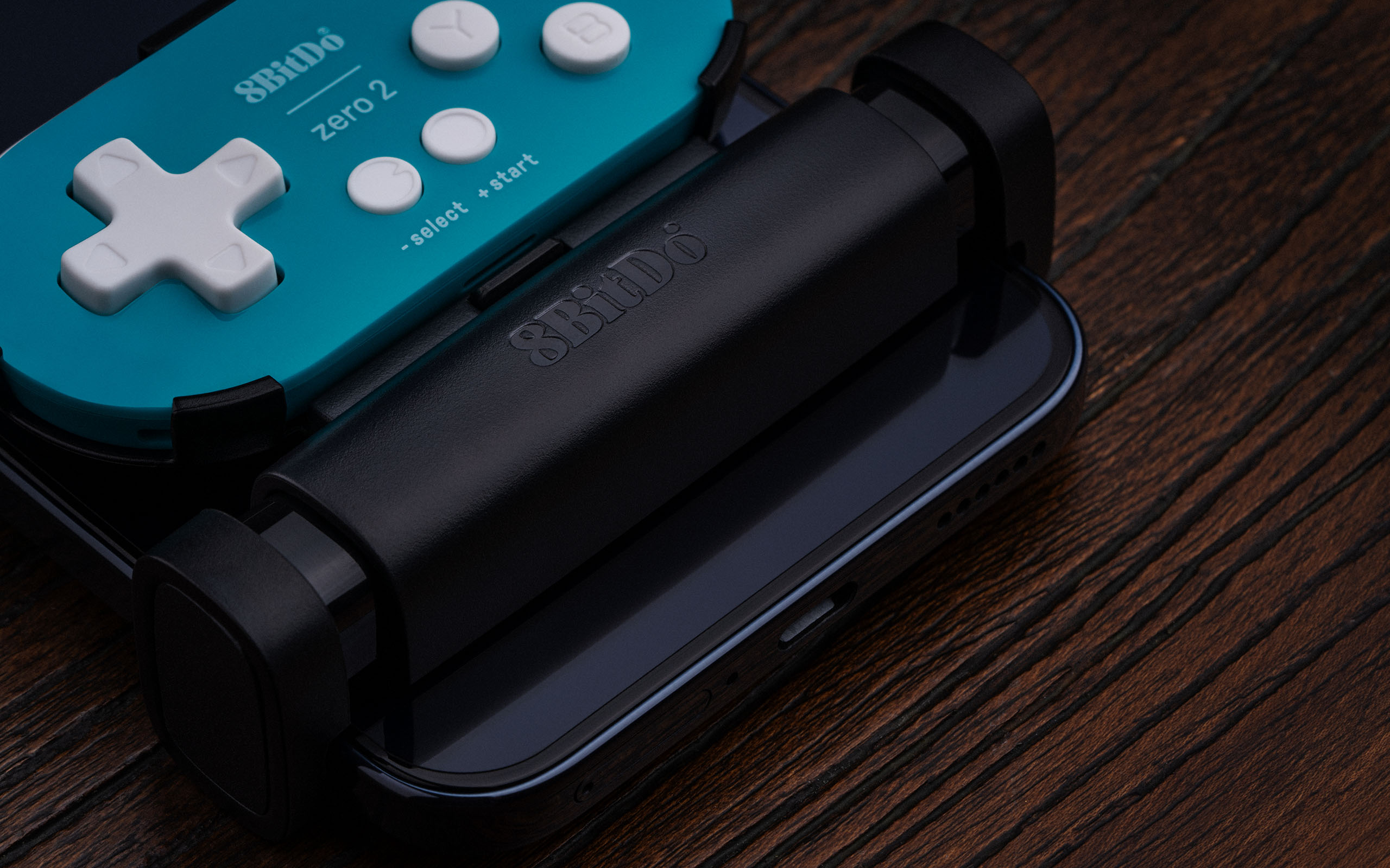 Compatible avec le Mobile Clip pour manettes Micro / Zero 2