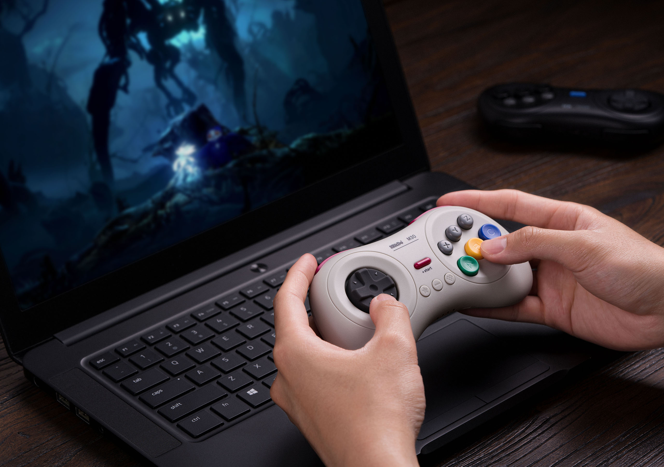La meilleure manette à 6 boutons jamais conçue