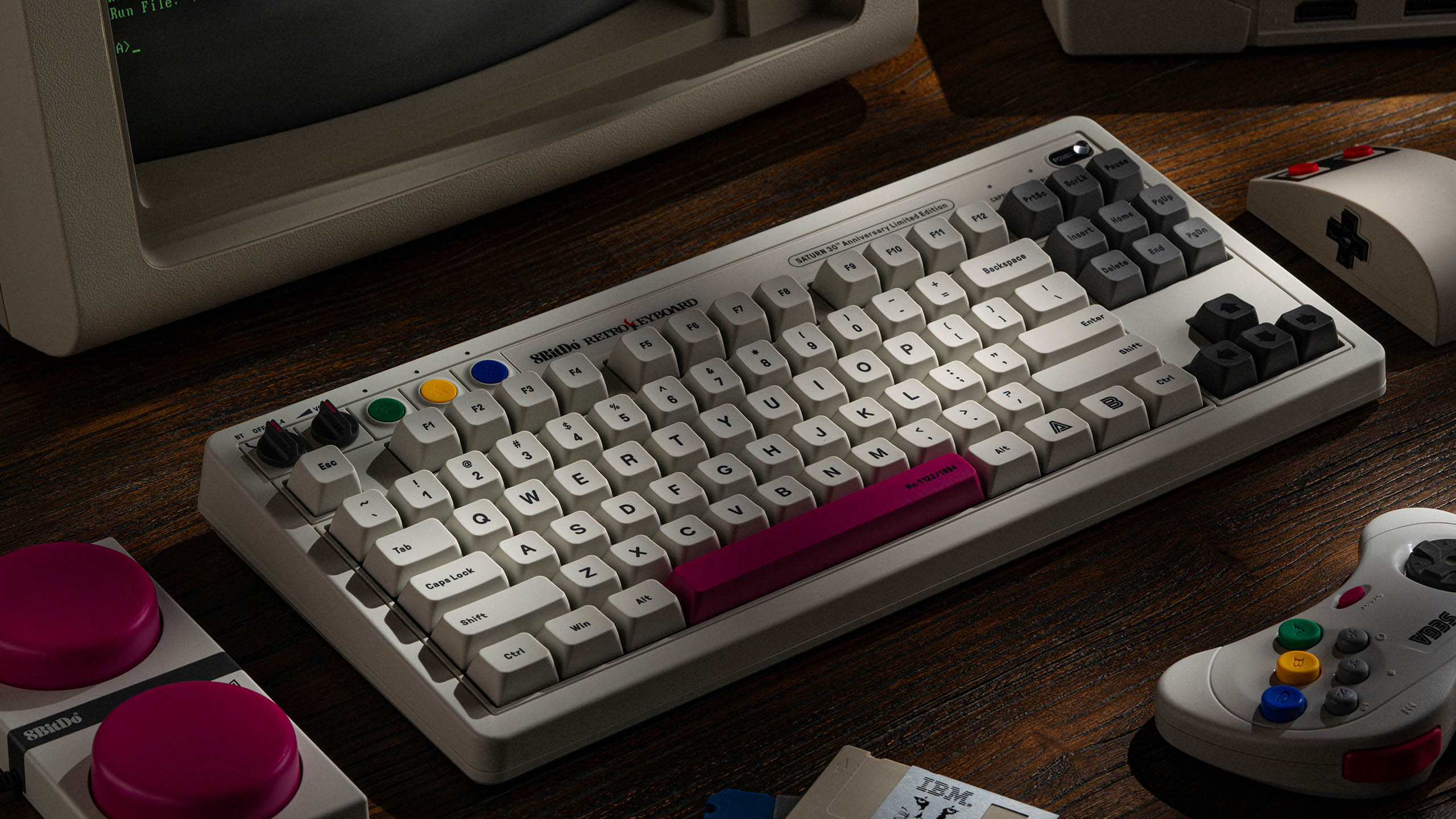 Clavier Retro – Édition Saturn 30th Anniversary