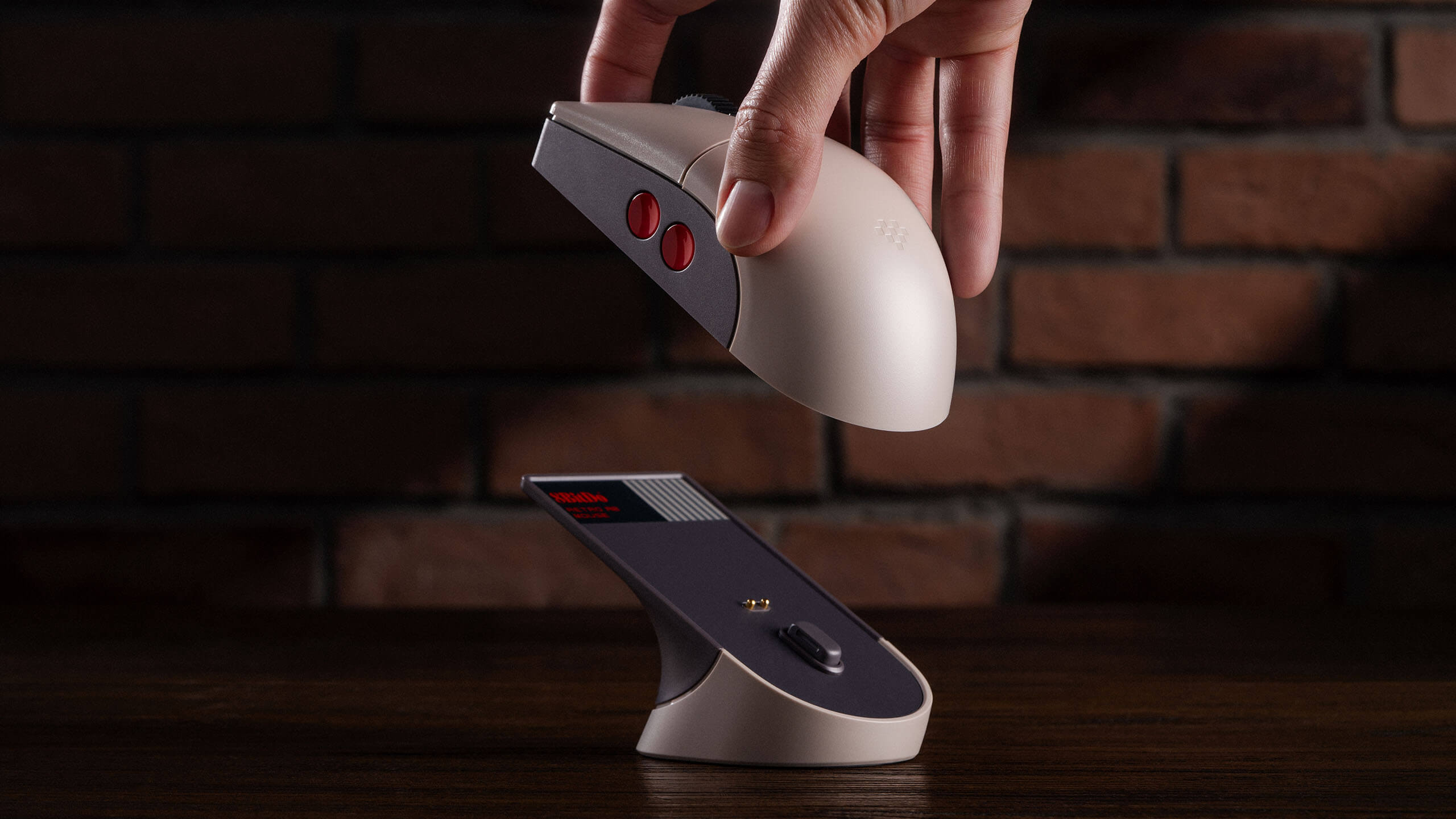 Souris 8BitDo Retro R8 – Édition N